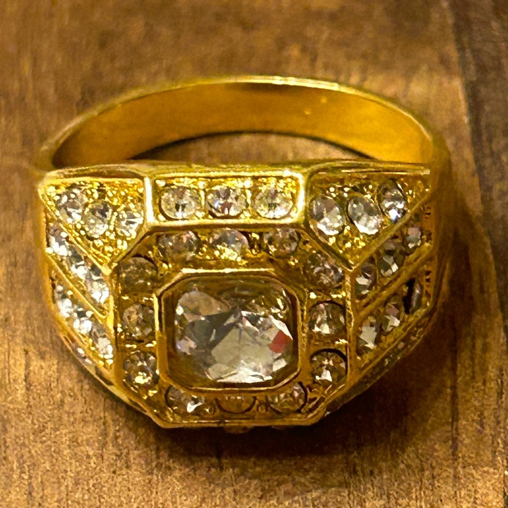 18K Gold Plated Iced Out Men’s Ring Size 11